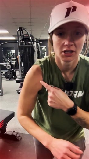 Got crunching or clicking in your shoulders? 👇🏼 NOTHING is worse than a crunchy shoulder. It’s uncomfortable, unstable, and can lead to BIG shoulder injuries. After finishing physical therapy school and trying hundreds of shoulder exercises…it’s safe to say this is one of my FAVORITES. If I ever feel grinding, crushing or popping…I’ll attack my next workout with these. Save this video and add this exercise in your routine…your shoulders will thank you. 🙏 DM me “audit” if you’re ready to ditch