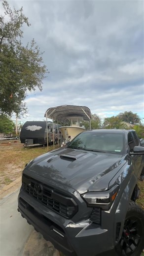 2 Step Detailing Process for 27’ Contender Boat