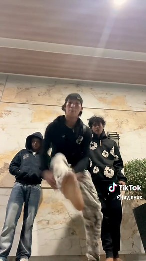 Mastering the Sturdy Dance: Step-by-Step Tutorial