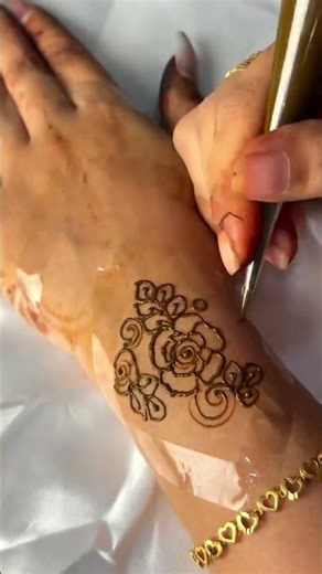 step by step mehndi designs tutorial 🌿 #mehndi #henna #hennadesign #shorts