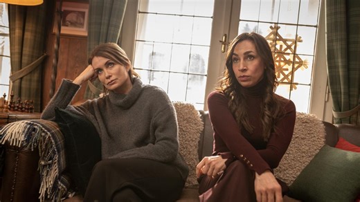 „Nicht zu viel Schnaps trinken!“ – Carol Schuler über Weihnachten und Vergleiche mit Amy Winehouse