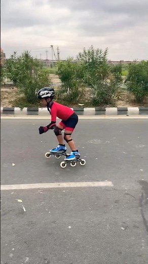 Agressive inline skating 🛼 Skater Anika Rai #skating #trending #viral #new #road