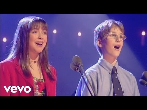 Charlotte Church, Engelbert Humperdinck - When at Night I Go to Sleep (Live From Brixton Academy)