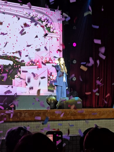 竟然唱了More than words 🤩 妳是我們的teerak🫶 GF LOVE LETTER IN TAIPEI #GirlFreenTaipeiFanmeeting #GIRLFREEN #srchafreen #solennEntertainment