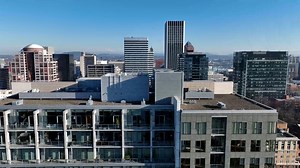 1221 SW 10th 1704 Video RMLS