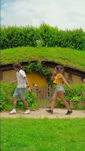 Hobbiton Magic: Step into Middle-Earth on Your NZ Adventure! 🏠🌿 | Stray Road Trip #newzealand