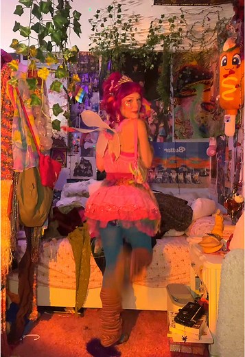 Fancy Nancy Halloween Costume Ideas for October