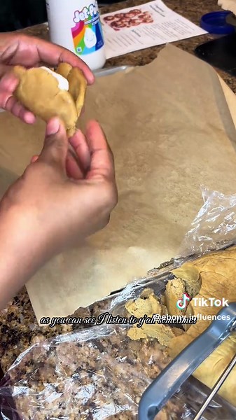It’s finally bake day. Making Christmas cookie boxes for friends and family🎅🏾❤️🍪 Part 2: making the dough👇🏾 @Ebony 💗 | Black Single SAHM | #christmas #christmascookies #christmasdessert #cookiebox #baking #prepping #planning #holidaydessert #holiday #cookie #cookiesoftiktok
