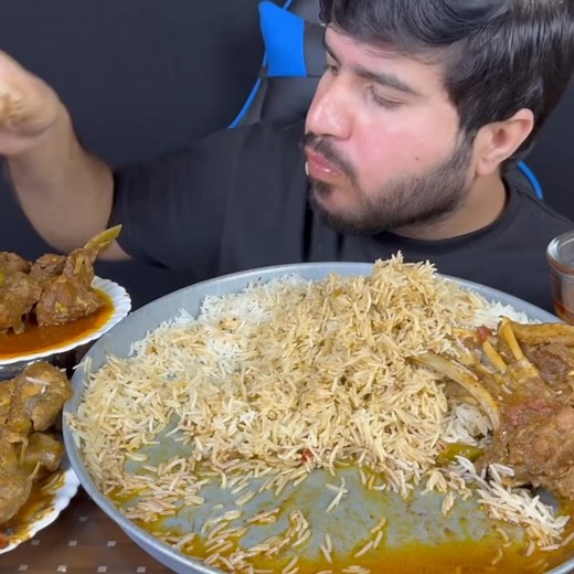 245K views · 4.2K reactions | ASMR; Eating Spicy Mutton Chops Curry+Spicy Chicken Legs Curry+Rice+Drink || Real Mukbang(No Talking Part 15 | Rfeating Asmr | Facebook