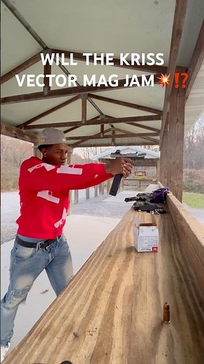 PSA DAGGER WITH A KRISS VECTOR MAGAZINE💥❗️#castawayent