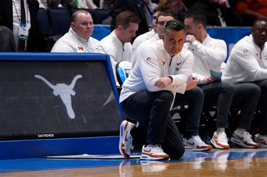 Sean Miller's sideline outburst at assistant goes viral after March Madness win