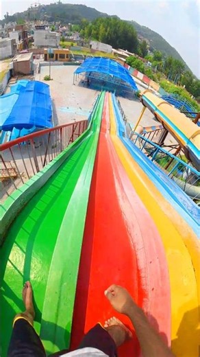 bellaciao waterslide parkour 💦#parkourfreerun #parkour #waterpark #shortslife