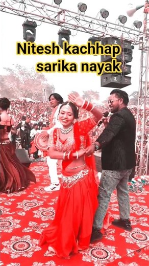 chikani chameli chhodi re nagpuri geet stage program video Singer nitesh kachhap sarika nayak dance
