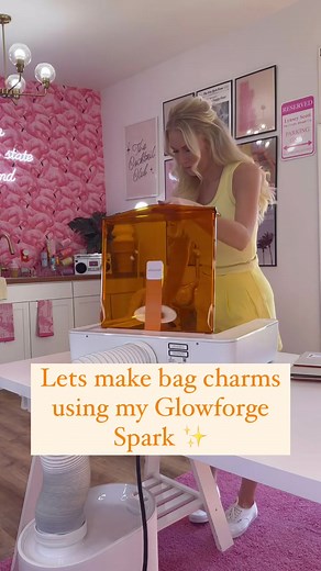 Crafting Unique Beach Bag Accessories with Glowforge Spark
