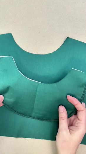 Tutorial de costura: Cuello con ventanas y perlas