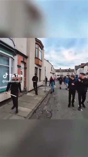 The people of Middlesbrough “taking their town back”. The government need to get their acts together ASAP before this starts to spread nationwide | Around Liverpool