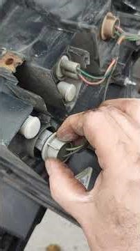 2006 Honda Ridgeline tail light replacement