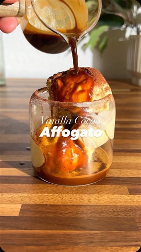 Coffee Recipes & more | Vanilla Cocoa Affogato 🍦☕️ Recipe 👇🏽 If you want to make delicious coffee at home: comment „book“ and I send you my FREE ebook with 5... | Instagram