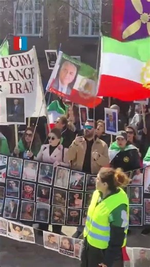 Expats in Copenhagen call for regime change in Iran
