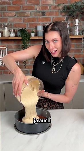 Lotus Cheesecake with half the calories?! 🤯
