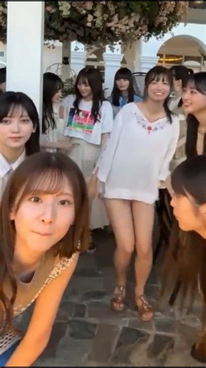 生配信で美脚を魅せちゃう五百城茉央 #乃木坂46