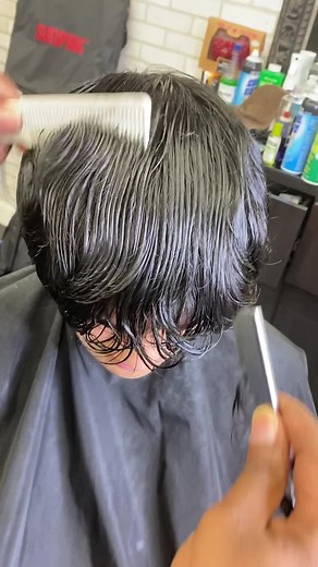 Satisfying technique 🔪💈😩 #fyp #barber #hairhacks #tutorial #satisfying #haircut #hair #trending #viral #technique | �THE_BARBERS_SON���