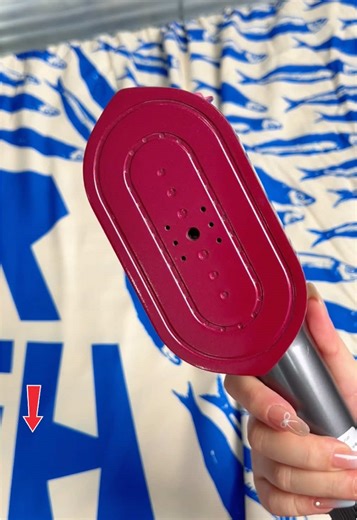 Say goodbye to wrinkles in a flash! 🤭No iron? No problem. Try this quick and easy hack to keep your clothes looking fresh and smooth every day. 💨✨ #tiktokshopfalldealsforyou #drflash2in1steamer #drflashsteamer #WrinkleFree #ClothingHacks #QUickFix#LaundryTips #steamer#NolronNeeded#tiktokshopblackfrday #fyp #ironsteamer#tiktokshopcybermonday#wrinklefree #fallfreshness #shirts #iron #travelgarmentsteamer #falldealsforyou #falldealsforyoudays #superdeal#wrinklesbegone #fallfashion #fallsale