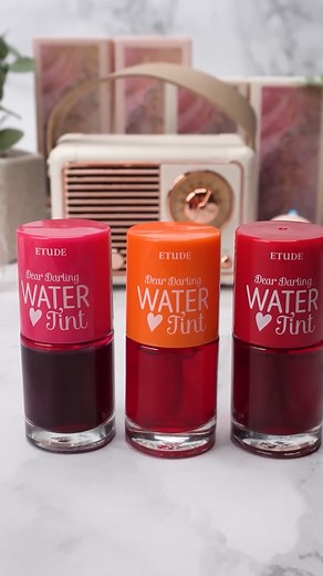 Video tutorial on mixing lipstick colors and making super beautiful lipstick pots! | Makeup Inspiration