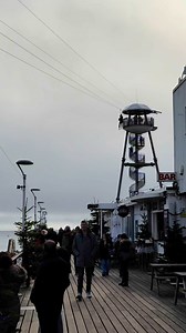 The zip wire at Bournemouth pier is popular today | Bournemouth Live