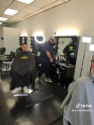 Mobile Barber Supplier POV: Your Business On The Go!