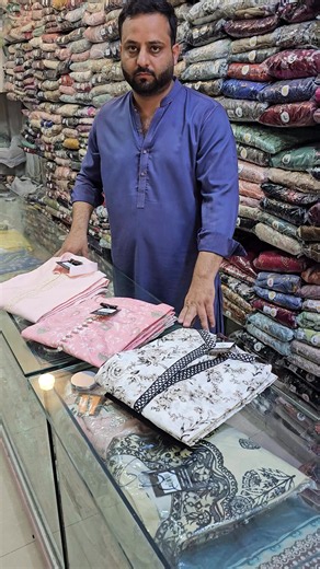 Amazing outfit Beautiful Embroidery Elegant style Luxury dress Limited stock available shop now.. Lots of variety Available Order today and Enjoy Beautiful designs.. World 🌎 wide delivery Also available.. Stuff lawn Price 5990/- 4490/- S.m.l.xl sizes available.. Shopnow..#pakistanifashion #pakistan #pakistaniwedding #fashion #pakistanistreetstyle