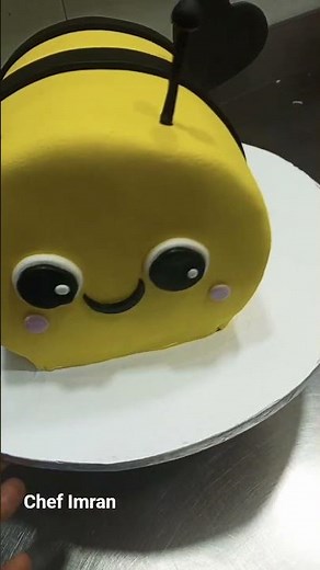 How To make Bee 🐝 cartoon cake best idea #chefimran #cake #BEECAKE #birthdaycakeideas