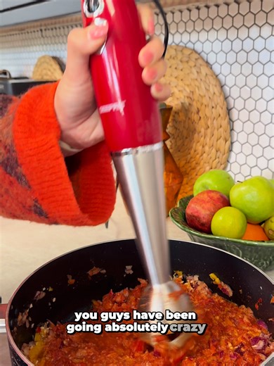 Watch your prep time disappear 👀🔪 From chopping to whisking to blending in seconds, this 4-in-1 kitchen helper does it all. One appliance, multiple uses, and available in red, white & black to suit your space. #KitchenHacks #FoodPrep #CookingMadeEasy #KitchenMustHaves #TimeSaving