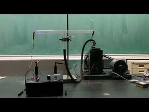 放電管を減圧をしていくと光り始める真空放電の実験（その２）