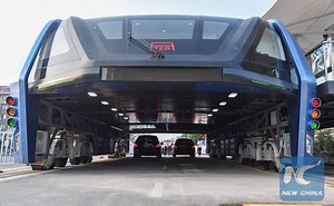 China's Futuristic Straddling Bus Becomes a Reality, Begins Testing Period
