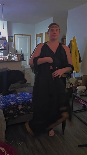 modeling my black chiton with the eye of sauron tablet woven belt. I learned recently that some pronounce it as