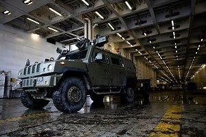 Panther Command and Liaison Vehicle (CLV) - Think Defence