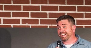 ‘Comedy saved my life’ — Veterans are turning to stand up comedy after the military, with hilarious results