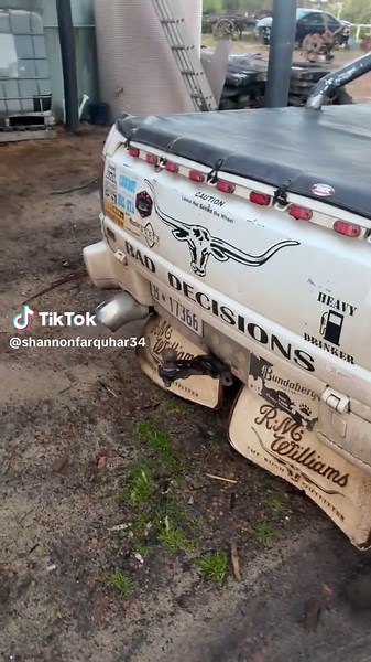 With just over a week to go till coolgardie Ute muster we have some stuff that needs fixing