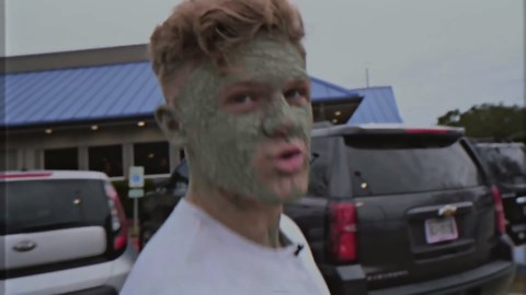 What a full day in a clay mask actually does to your skin