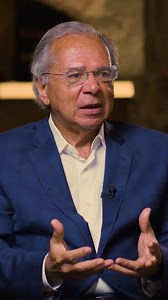 Paulo Guedes on Instagram: "Segundo Paul Samuelson, brilhante teórico e prêmio Nobel, a importância de Karl Marx para a teoria econômica foi a de um “pós-ricardiano menor”. Um economista comum, de qualidade média e, portanto, medíocre – como define o dicionário Oxford. Marx foi um extraordinário filósofo, historiador, sociólogo, teórico político e jornalista – e o mais proeminente agitador social de todos os tempos, responsável por irreparável divisão ideológica nas sociedades modernas, ao postu