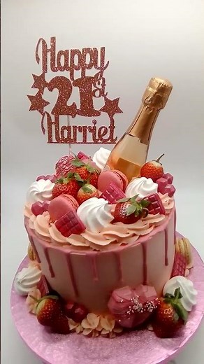 Rose Gold 21st birthday drip cake