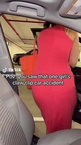 Safe for any occasion! We took so much time trying to build the squishy claw clips but now it’s here to stay 🥹✨#clawclip #beautytips #beautyhacks