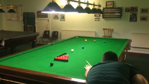Guy Performs Awesome Trickshots on Pool Table