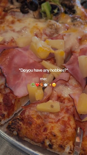 All-you-can-eat pizza and salad bar? Say no more! 🍕🥗 Enjoy our lunch buffet Monday through Friday from 11 AM to 2 PM at participating locations. | Mountain Mike's Pizza