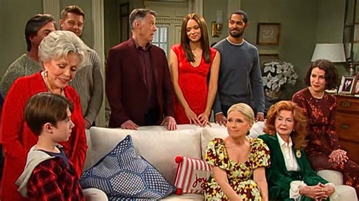 Days of Our Lives spoilers for the week of Monday, December 22 to Friday, December 26: The tradition lives! Plus, Brady is clueless. - Daily Soap Dish