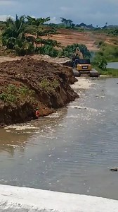 🌊 Owerri is changing! Governor Hope Uzodimma has started transforming the Nworie River into a beautiful Recreational Park. This project will boost tourism, culture, business, and create a new relaxation spot in Imo State 🇳🇬. Imo is truly embracing its natural beauty. 💚 🎥: Emmanuel Travels | Igbo History