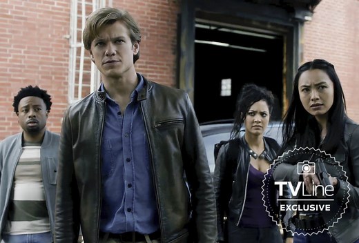 MacGyver Boss: Tweak To Series Finale Revealed Romantic 'Endgame' — Plus, How Season 6 Would Have Kicked Off - TVLine