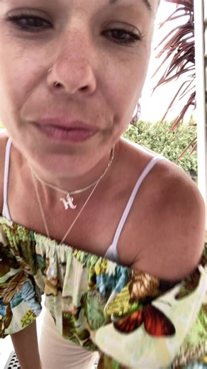 # hopey vibes 🖕🏽👊🏽😜 tas 🇦🇺