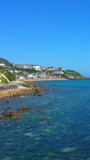 Isle of Wight beaches | South Wight 🏝️🌊 If you’re exploring the south side of our island, here are some great beaches to visit: 🏖️ Ventnor Beach - a classic seaside spot with a Mediterranean feel 🌿 Monks Bay - quiet, tucked away & perfect for a peaceful escape 🌊 Steephill Cove - charming, secluded & one of our island’s hidden gems 🍃 Orchard Bay - unspoilt, natural & ideal for a scenic coastal walk ⚓️ Castlehaven - sheltered, picturesque & great for exploring 🌅 Woody Bay - secluded, rugged